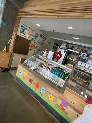 The Hive Superfood Eats & Organic Cafe - Santa Monica by null