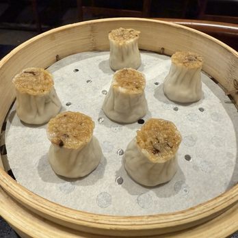 Din Tai Fung - Sticky Rice Shao Mai with Kurobuta Pork & Mushroom - Taiwanese Near Me - Seattle, Washington Din Tai Fung - Sticky Rice Shao Mai with Kurobuta Pork & Mushroom - Taiwanese Near Me - Seattle, Washington