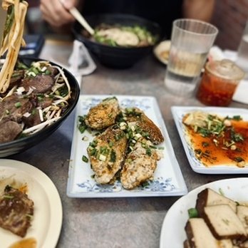 Seasons Taiwanese Eatery - Taiwanese Near Me - Honolulu, Hawaii Seasons Taiwanese Eatery - Taiwanese Near Me - Honolulu, Hawaii