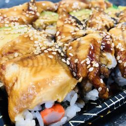 Mac's Sushi