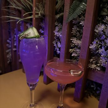 Gemini Room - Bars Near Me - Seattle, Washington Gemini Room - Bars Near Me - Seattle, Washington