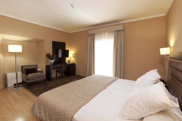 Hotel Hospes Palacio de Arenales & Spa Cáceres by null