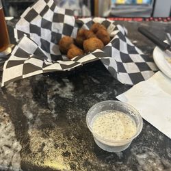 Carr's Bar N Grill - Fried mushrooms