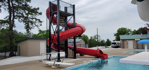 Custom Pools and Spas by DeRichie - Image 9