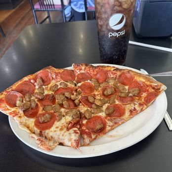 Pisanello's Pizza - Two slices of pepperoni and sausage pizza plus the drink which is the lunch special. - Pizza Near Me - Franklin, Ohio Pisanello's Pizza - Two slices of pepperoni and sausage pizza plus the drink which is the lunch special. - Pizza Near Me - Franklin, Ohio