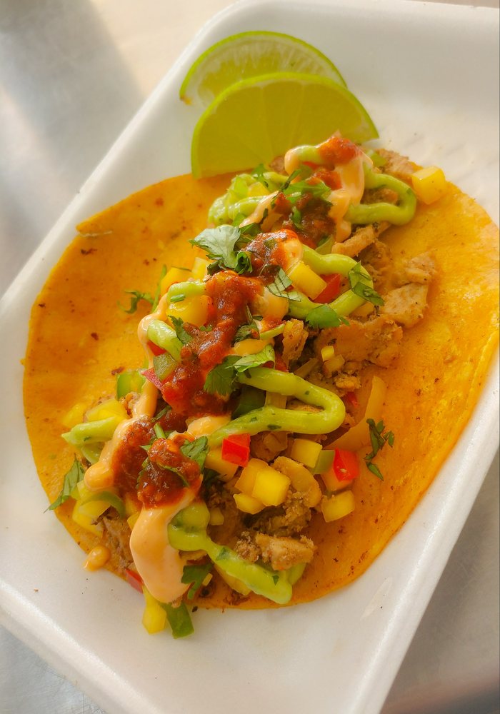 Wheelie Tacos Logo