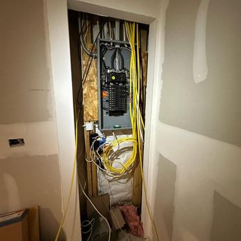 Plugg Electric - Electricians Near Me - Baltimore, Maryland Plugg Electric - Electricians Near Me - Baltimore, Maryland