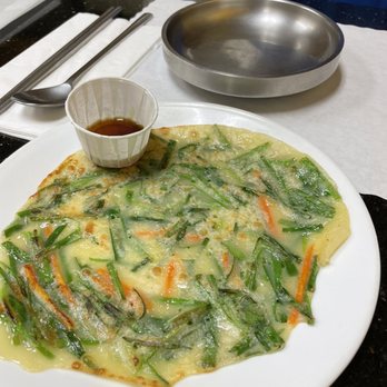 Da Rae BBQ Restaurant - Scallion pancake (free) - Korean Near Me - Fullerton, California Da Rae BBQ Restaurant - Scallion pancake (free) - Korean Near Me - Fullerton, California