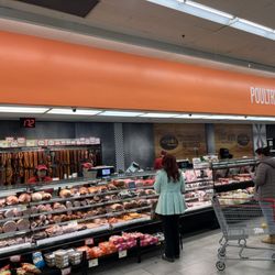 Montrose Market - Meat counter