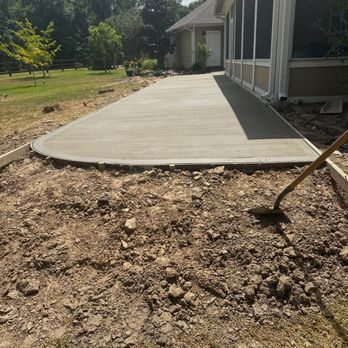 Hayden Dial Construction - Turn to the front of the house - Roofing Near Me
