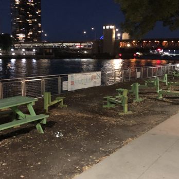 Chicago Riverwalk - Landmarks & Historical Buildings Near Me - Chicago, Illinois