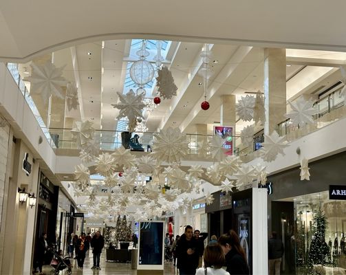 Westfield Montgomery by null