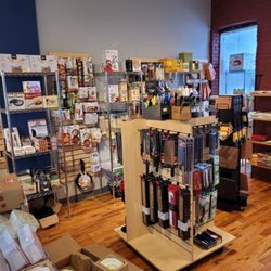Knives, cutting boards, oven mitts, taco racks, we have it all!