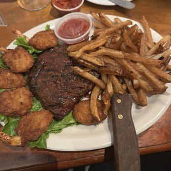 Palombo's Italian Restaurant - Flat Iron Steak - Italian Near Me - North Canton, Ohio Palombo's Italian Restaurant - Flat Iron Steak - Italian Near Me - North Canton, Ohio