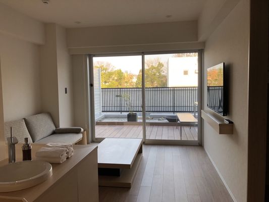 Uan Kanazawa by null