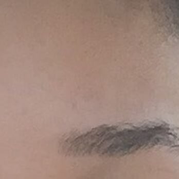 New York Thread - Completely uneven. Did not zoom when the picture was taken to show blood. - Eyelash Service Near Me - Fredericksburg, Virginia New York Thread - Completely uneven. Did not zoom when the picture was taken to show blood. - Eyelash Service Near Me - Fredericksburg, Virginia