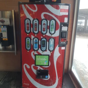 CF Polo Park - Coca Cola Vending machine at - Shopping Centers Near Me - Winnipeg, Manitoba