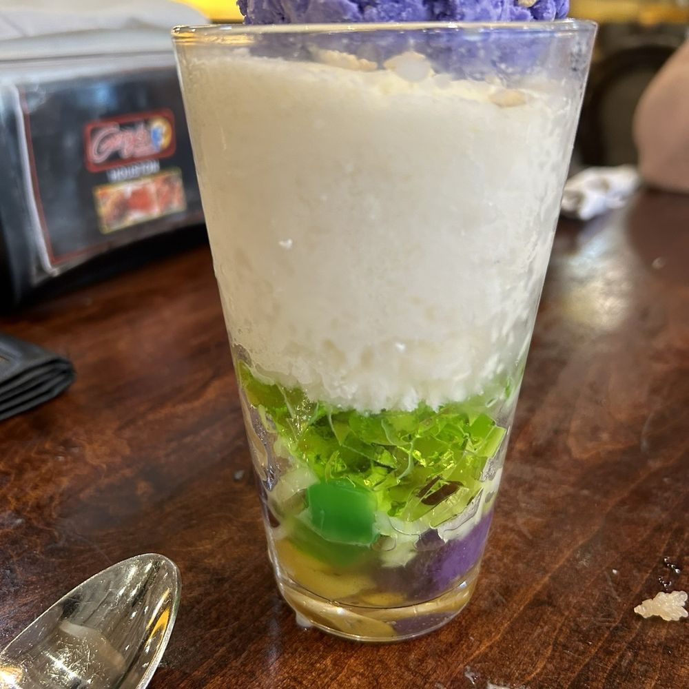 Gerry's Grill - Halo-Halo - Filipino Near Me - Houston, Texas