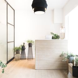 Serra Dispensary - Serra Belmont Reception