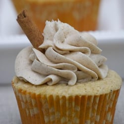 Sugarlicious - Vanilla Chai Cupcakes with Cinnamon Butter Cream Topping....