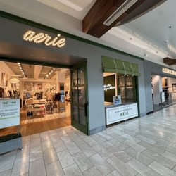 They're different stores, but there is an opening towards the back that connects them both