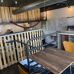 Joe Van Gogh - Upper section overlooking the counter to order