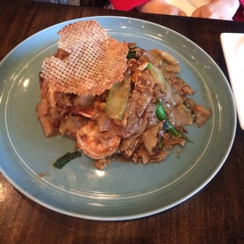 Enthaice Thai Kitchen - Pad cew - Thai Near Me - Astoria, New York