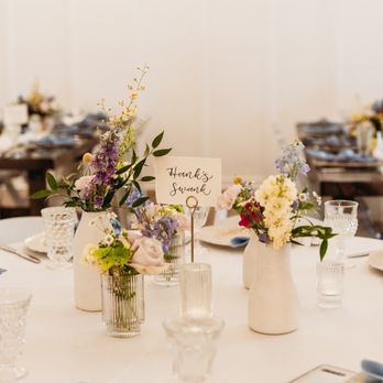 Kiku Floral - Table setting - Florists Near Me - Reedley, California Kiku Floral - Table setting - Florists Near Me - Reedley, California