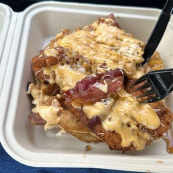 Aloha Mr Pete's - Sriracha and maple syrup chicken & waffles - Comfort Food Near Me - San Clemente, California