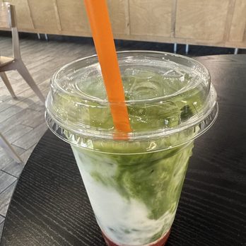 Peak Cafe - Strawberry matcha - Cafes Near Me - Northridge, California Peak Cafe - Strawberry matcha - Cafes Near Me - Northridge, California