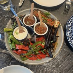 Supra - VEGETABLE BOSTNEULI PLATTER