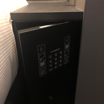Motel One - Hotels Near Me - Warsaw, MZ