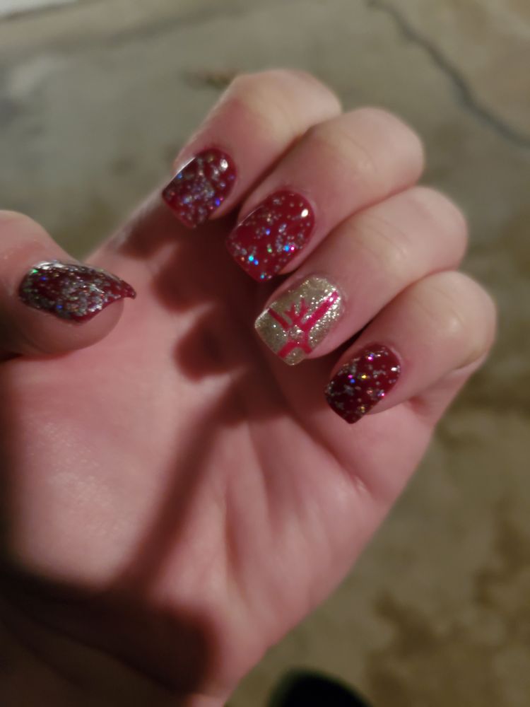 ROSE’S NAILS Updated September 2024 11 Photos & 17 Reviews 4805 S 74th St, Greenfield