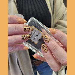 Horizon Nails & Spa - Leopard nails