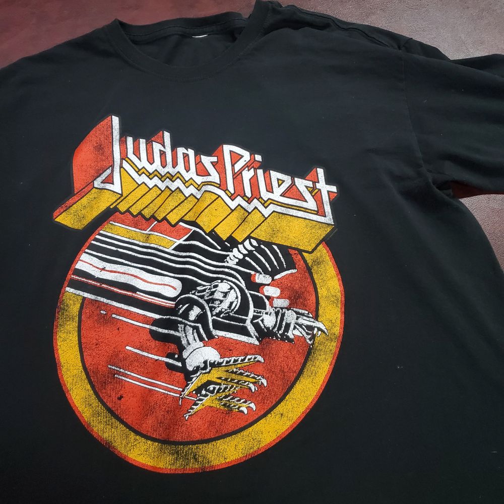The Black - Rad Judas Priest "Screaming for Vengeance" tee. - Tobacco Shops Near Me - San Diego, California