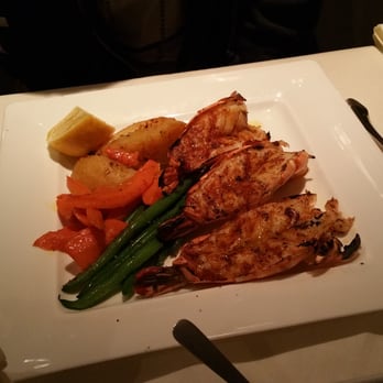 La Luce Ristorante - Decent shrimp but once again too salty - Italian Near Me - Toronto, Ontario La Luce Ristorante - Decent shrimp but once again too salty - Italian Near Me - Toronto, Ontario