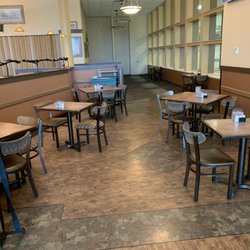 The Gateway Restaurant & Lounge