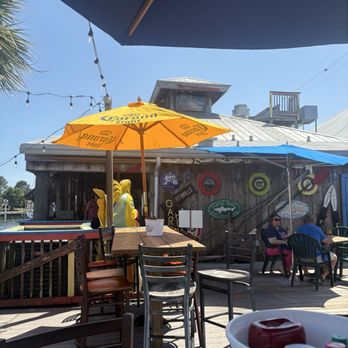 The Oar House - American Near Me - Pensacola, Florida