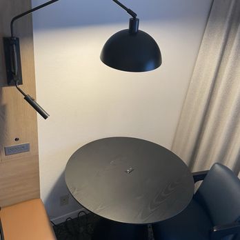 Sheraton Nashua - Awesome little desk area with powered table that goes up and down! - Hotels Near Me - Nashua, New Hampshire Sheraton Nashua - Awesome little desk area with powered table that goes up and down! - Hotels Near Me - Nashua, New Hampshire