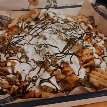 Treylor Park - Treylor Park Nachos Grande - New American Near Me - Savannah, Georgia