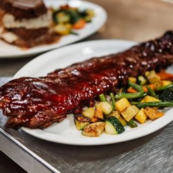 Niko's Red Mill Tavern