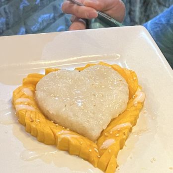 Five Stars Thai Restaurant - Mango Sticky Rice - Thai Near Me - Union City, New Jersey