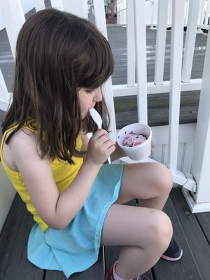 Acushnet Creamery by null