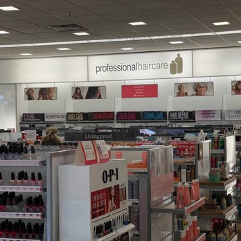Ulta Beauty - Ulta Arroyo Crossing interior. - Hair Salons Near Me - Las Vegas, Nevada Ulta Beauty - Ulta Arroyo Crossing interior. - Hair Salons Near Me - Las Vegas, Nevada
