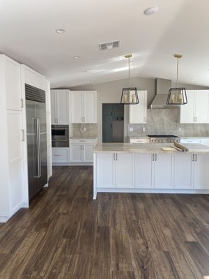 Custom deck construction and Kitchen remodels - We specialize in Kitchen and Bathroom remodels. Call now for a free estimate.