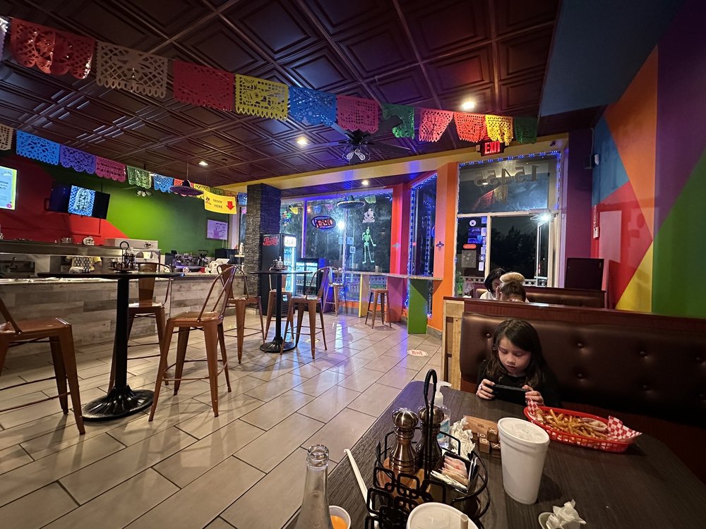 Que Chido Restaurant