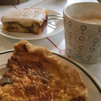 Circle W General Store - Mmmmmm yummy quiche, sweet coffee cake and strong espresso. - Cafes Near Me - Palenville, New York Circle W General Store - Mmmmmm yummy quiche, sweet coffee cake and strong espresso. - Cafes Near Me - Palenville, New York