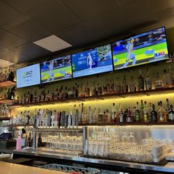 Jtown Pizza Co - Bar Area