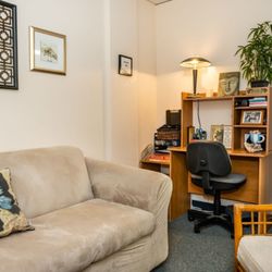 Russell Ficara, DC - Counseling office