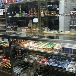 Tobacco Town - Water Pipes, Grinders, Scales, Ash Trays, Hookah, Rolling Machine, etc